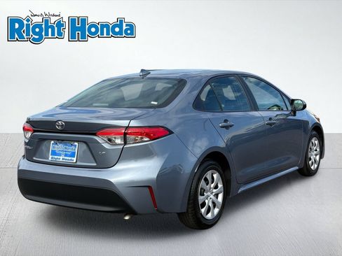 Used 2025 Toyota Corolla LE FWD image 7