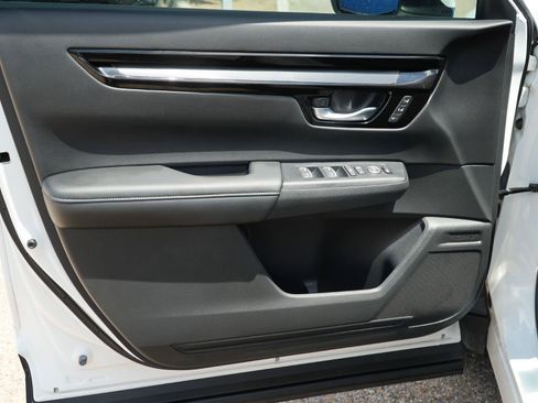 Used 2024 Honda CR-V EX-L image 4
