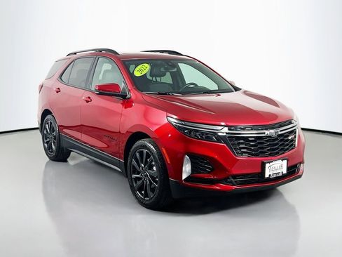 Used 2022 Chevrolet Equinox RS image 3