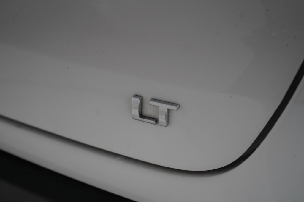 Used 2025 Chevrolet Trax LT FWD image 10