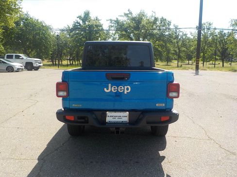 Used 2023 Jeep Gladiator Overland w/ Popular Equipment Package AWD/4WD image 13