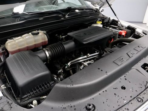 Used 2023 RAM 1500 Big Horn AWD/4WD image 16