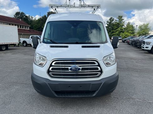 Used 2018 Ford Transit 150 XLT image 2