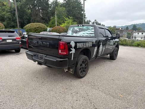 Used 2025 RAM 2500 Big Horn AWD/4WD image 5
