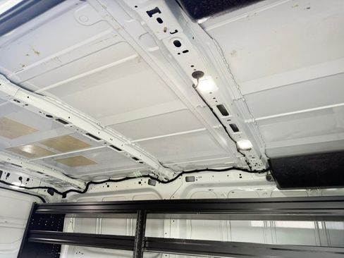 Used 2019 Ford Transit 250 130 Low Roof RWD image 27