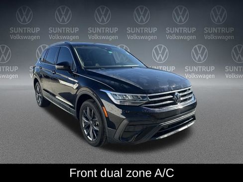 Used 2023 Volkswagen Tiguan SE image 8