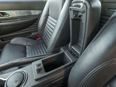 Used 2002 Ford Thunderbird Deluxe image 46