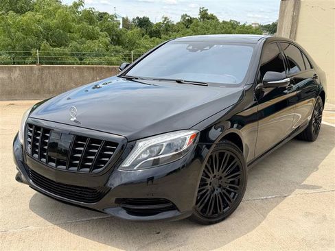 Used 2015 Mercedes-Benz S 550 4MATIC Sedan image 2