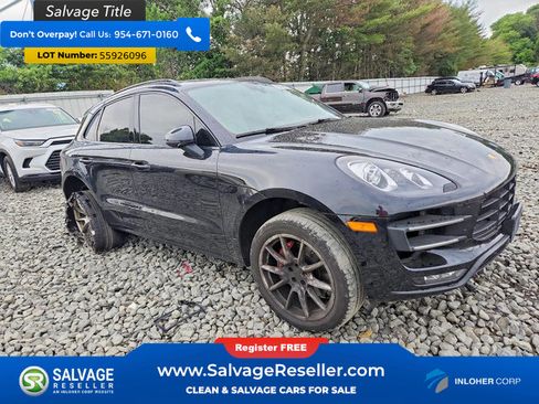 Used 2015 Porsche Macan Turbo AWD/4WD image 5