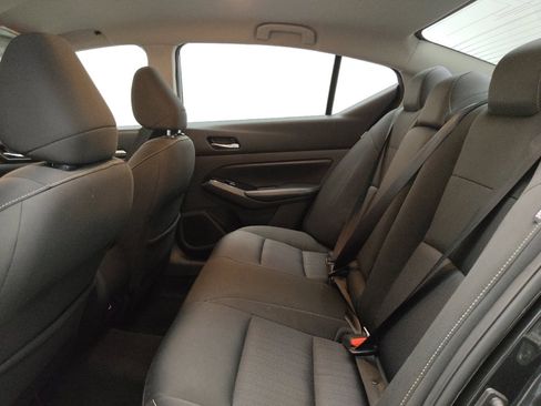 Used 2021 Nissan Altima 2.5 SV FWD image 18