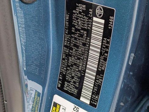 New 2025 Toyota Camry SE image 16