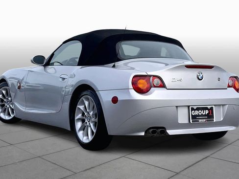 Used 2004 BMW Z4 2.5i image 8