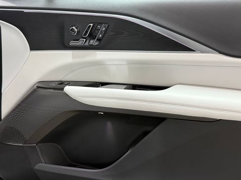 New 2026 Cadillac Lyriq Sport image 45