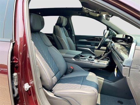 New 2025 Cadillac Escalade IQ Luxury 1 w/ Smart Trailering package image 32