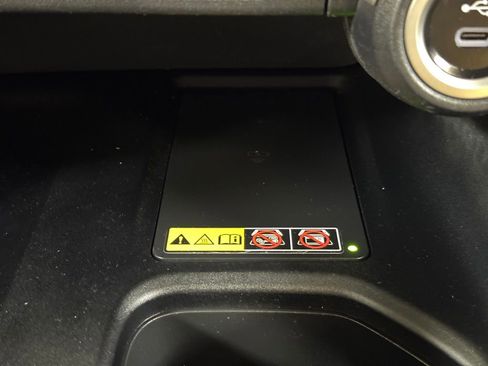 Used 2024 Toyota Grand Highlander AWD image 39