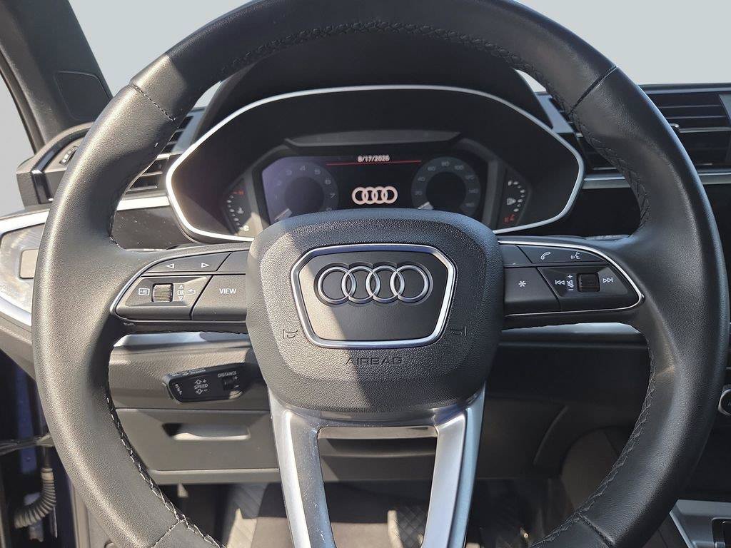 Used 2025 Audi Q3 2.0T Premium AWD/4WD image 11