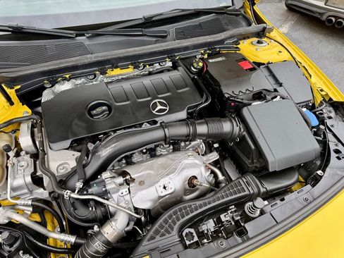 Used 2020 Mercedes-Benz CLA 250 image 5