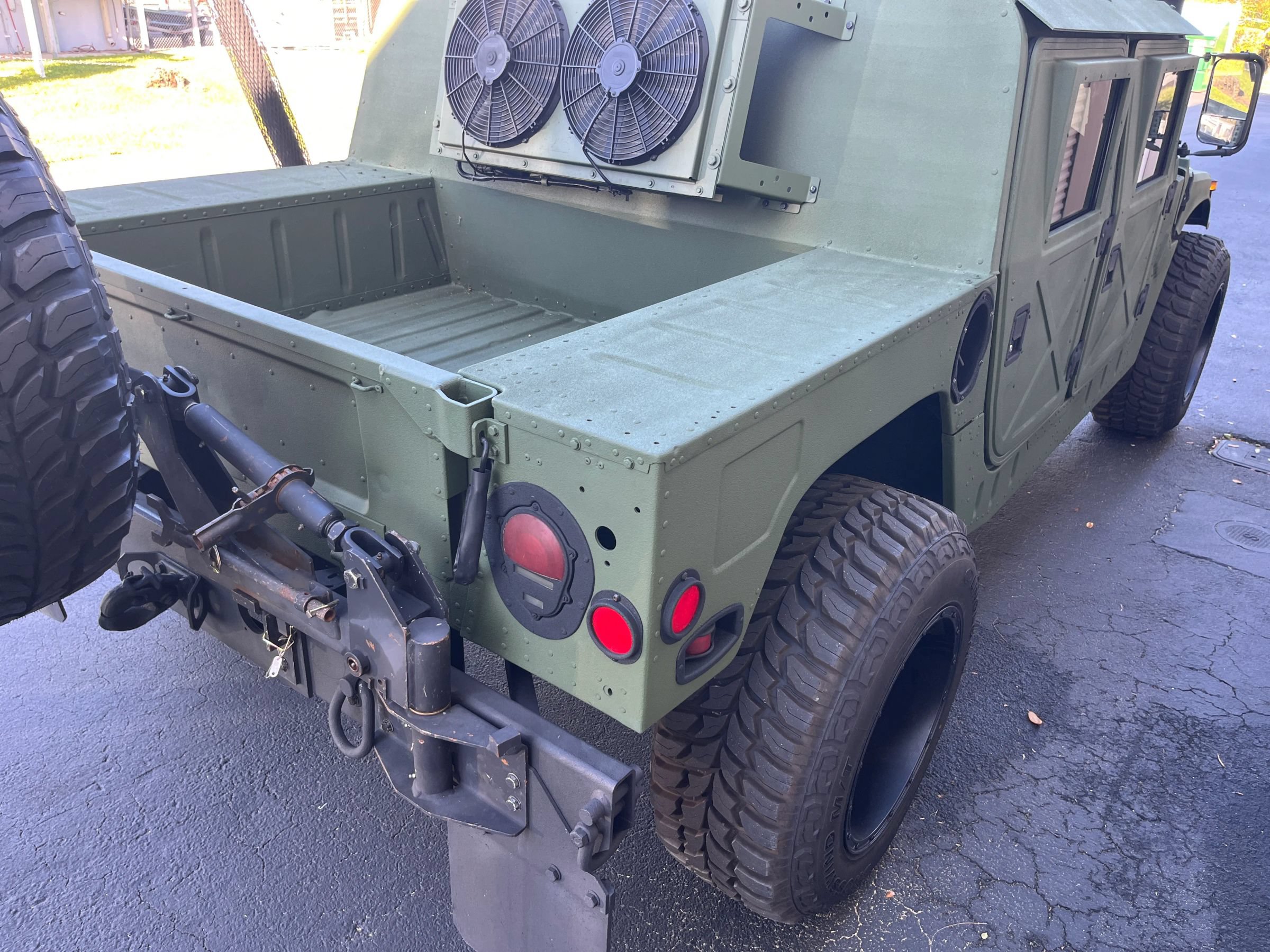 Used 1998 HUMMER H1 image 8