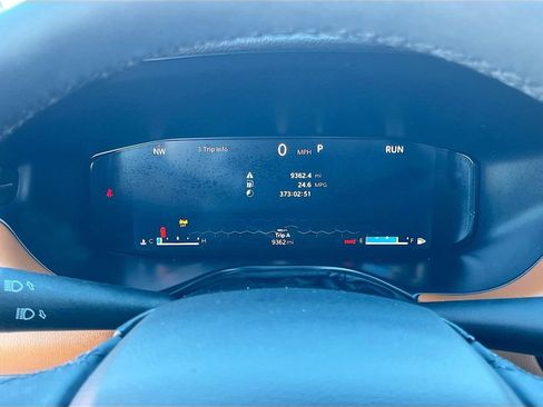 Certified 2025 Jeep Compass Limited w/ Elite Group image 12