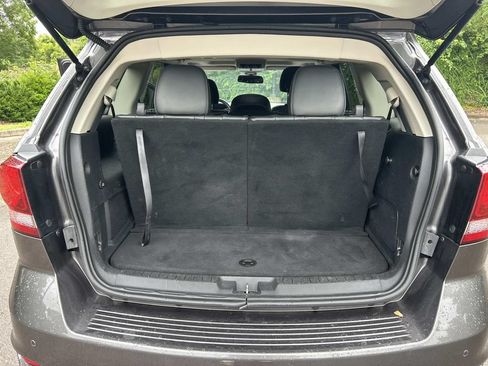 Used 2020 Dodge Journey Crossroad FWD image 14