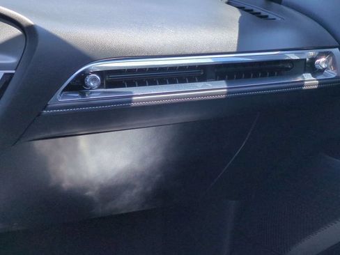 Certified 2024 Cadillac Lyriq Tech w/ Driver Assist Package RWD image 20