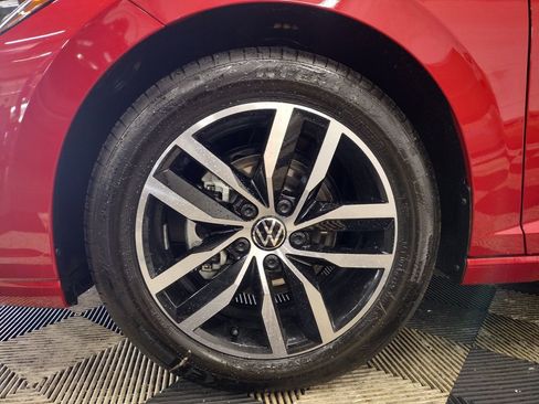 New 2025 Volkswagen Jetta SE image 5