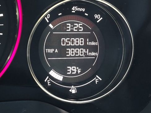 Used 2016 Honda HR-V LX image 34