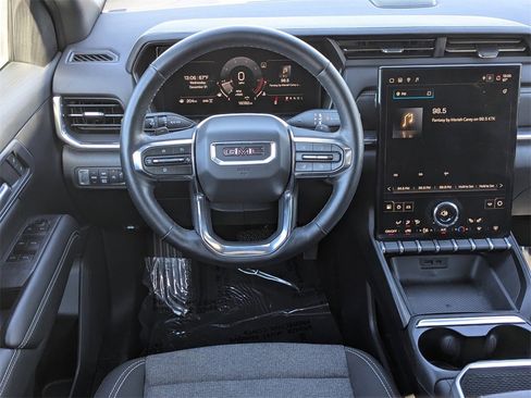 Certified 2025 GMC Terrain Elevation image 13