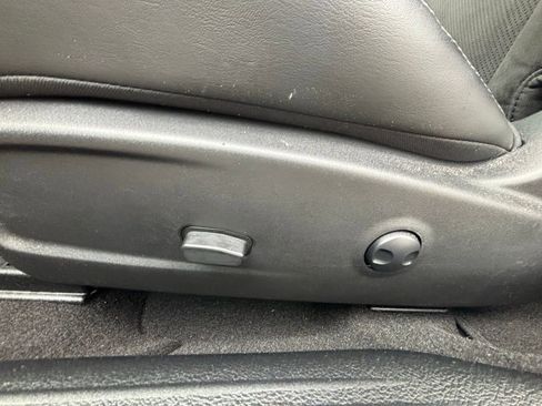 Used 2023 Dodge Challenger GT w/ Plus Package image 11