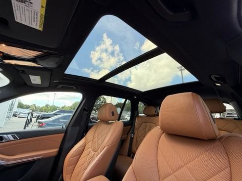 Used 2023 BMW X5 sDrive40i w/ M Sport Package RWD image 31