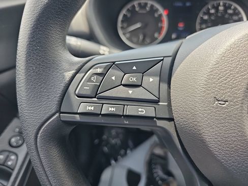 Used 2025 Nissan Sentra S FWD image 17