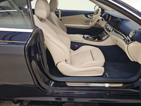 Used 2019 Mercedes-Benz E 450 4MATIC Cabriolet w/ Premium 1 Package image 7
