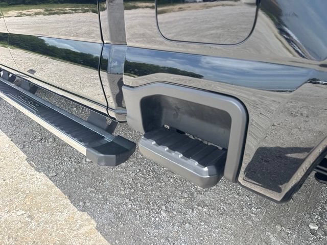Used 2026 Ford F250 Lariat AWD/4WD image 14