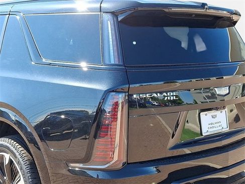 New 2026 Cadillac Escalade IQL Sport 1 image 10