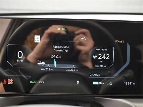 Certified 2026 Kia EV9 Light image 18