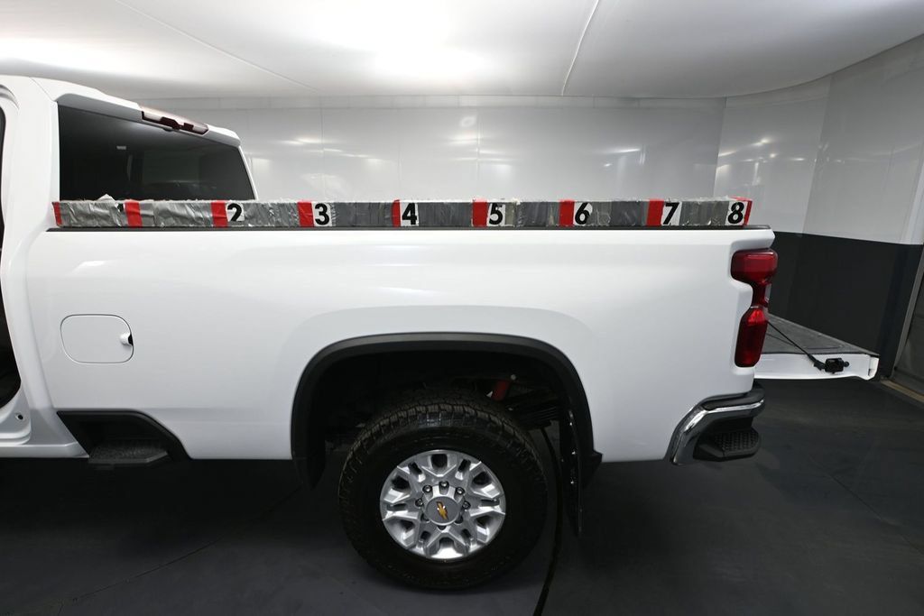 Used 2025 Chevrolet Silverado 3500 LT w/ Safety Package AWD/4WD image 29