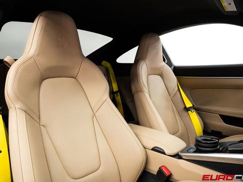 Used 2025 Porsche 911 Turbo S image 38