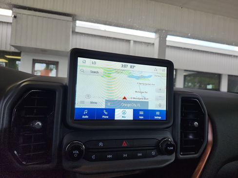 Certified 2024 Ford Bronco Sport Outer Banks w/ Tech Package image 28