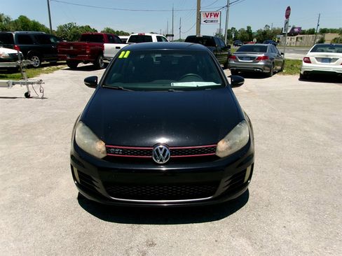 Used 2011 Volkswagen GTI 2-Door FWD image 3