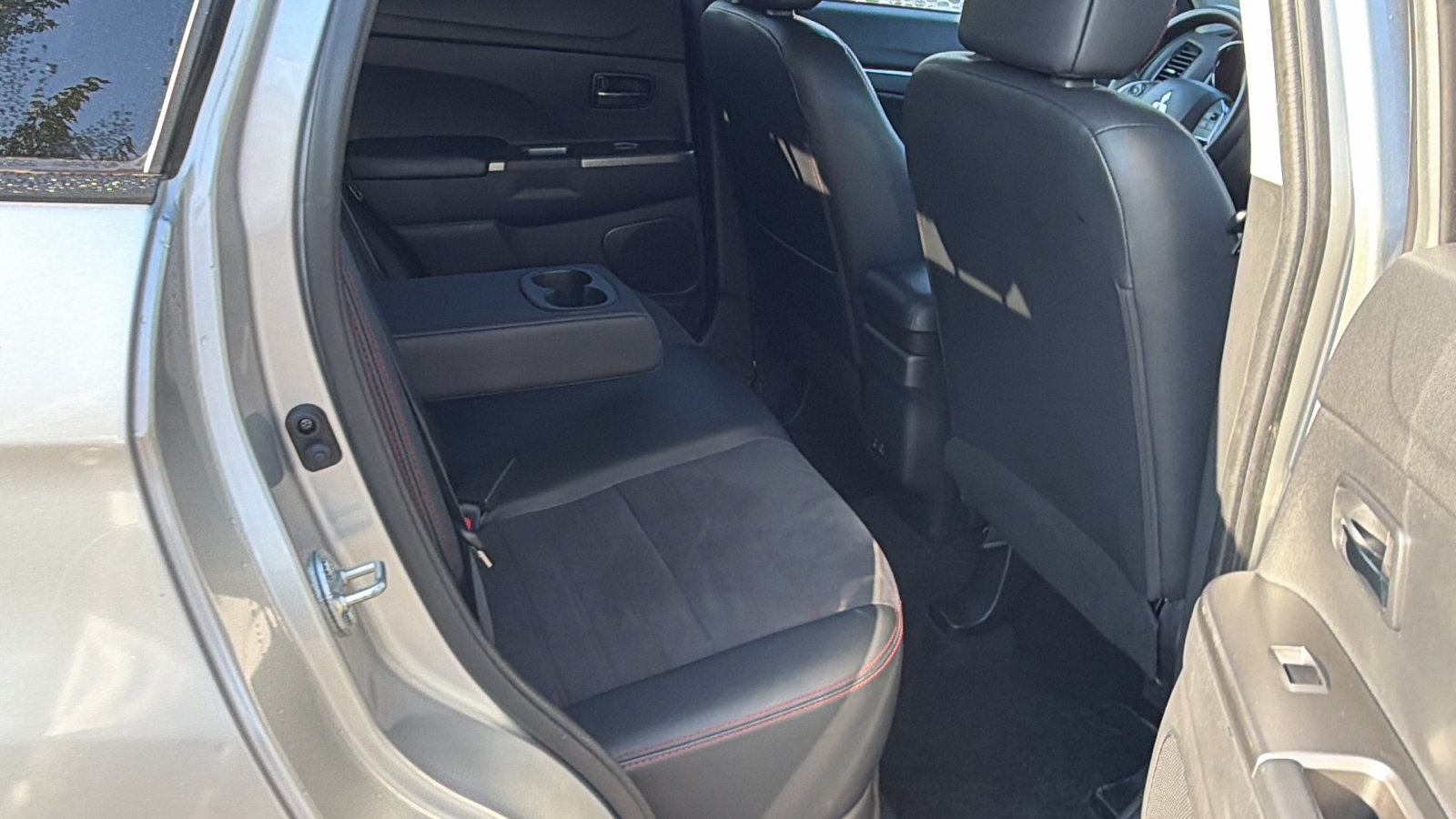 Used 2024 Mitsubishi Outlander Sport AWD image 21