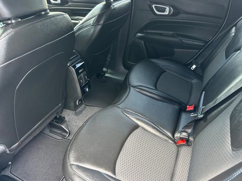 New 2025 Jeep Compass Latitude w/ Altitude Special Edition image 12