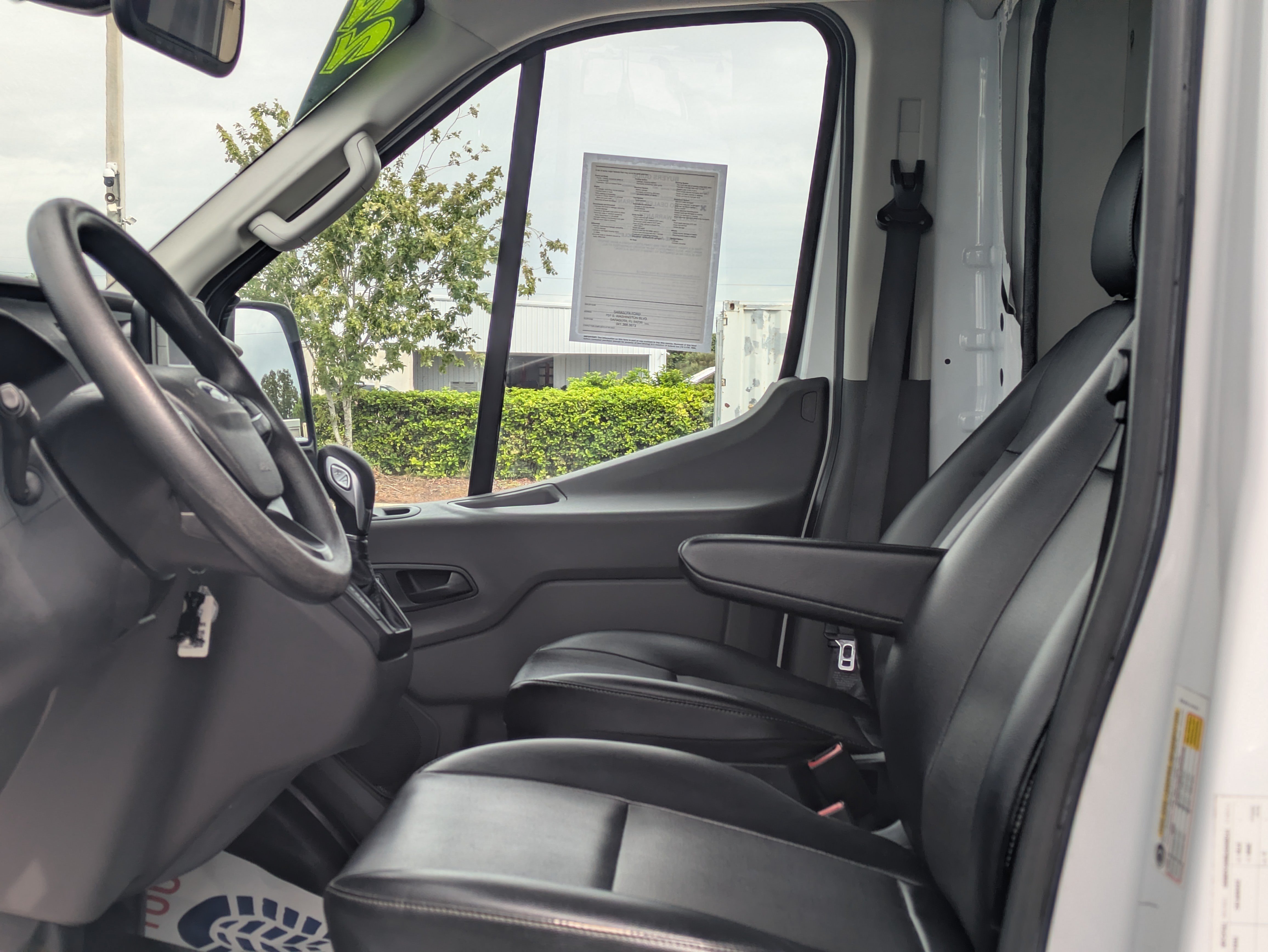 Used 2022 Ford Transit 350 w/ Exterior Upgrade Package RWD image 17