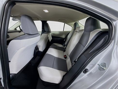 Certified 2025 Toyota Corolla LE image 9