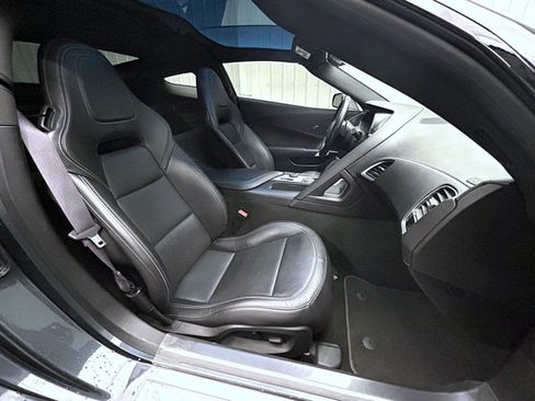 Used 2014 Chevrolet Corvette Stingray Coupe image 15