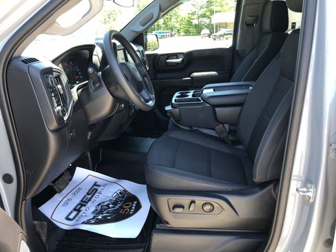 Used 2024 Chevrolet Silverado 1500 Custom Trail Boss AWD/4WD image 14