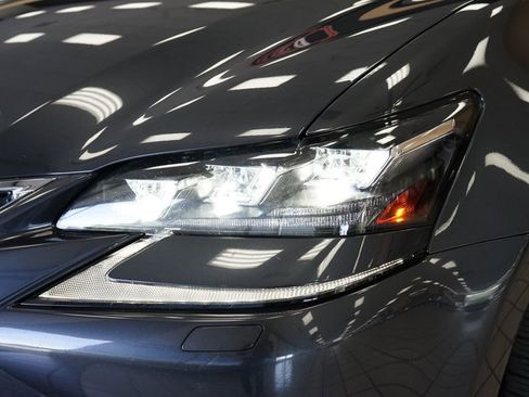 Used 2018 Lexus GS 350 F Sport AWD/4WD image 18
