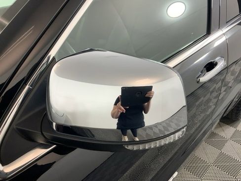 Used 2021 Jeep Grand Cherokee Overland image 10