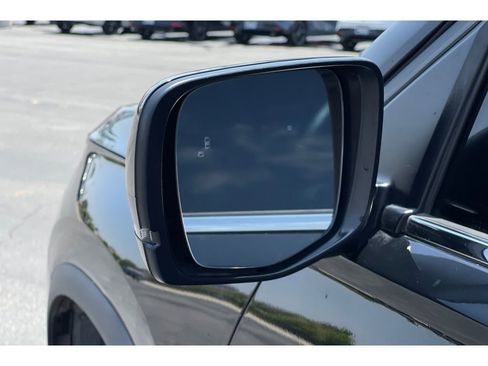 Used 2024 Honda Pilot EX-L image 11