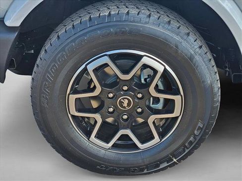 New 2026 Ford Bronco Outer Banks image 10