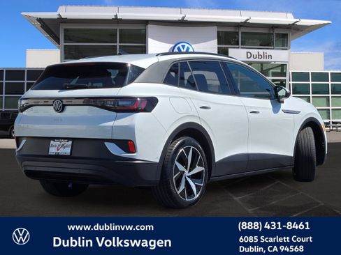 Used 2023 Volkswagen ID.4 Pro S RWD image 4